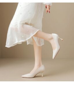 shallow mouth pointed small high heels