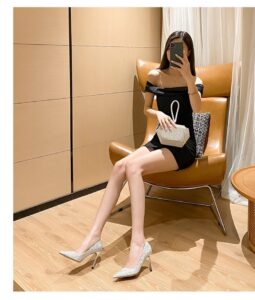 New French style design high heels with thin pointed heels