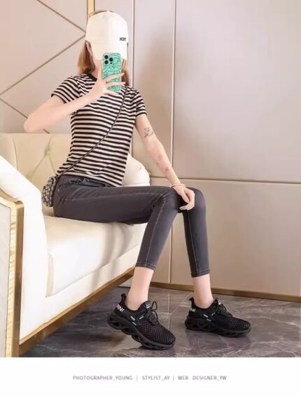 German women's poop like mesh sports shoes