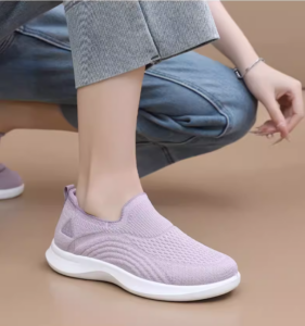 Spring new breathable mesh casual walking shoes