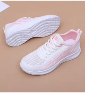Women's mesh soft soled fashionable and comfortable sports shoes