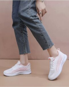 Women's mesh soft soled fashionable and comfortable sports shoes