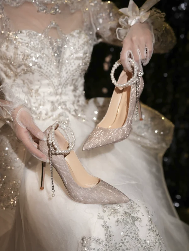 2026 New Exquisite Pointed High Heels