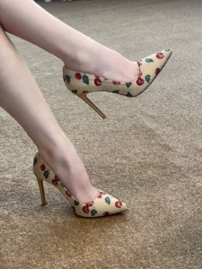 Summer cherry print pointed thin heel shallow high heels