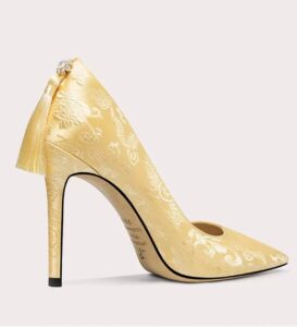 Chinese high-end embroidered high heels