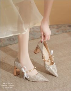 Not tiring, thick heels, high heels